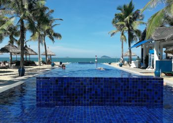 6 beautiful infinity swimming pools in Central Vietnam you should once visit