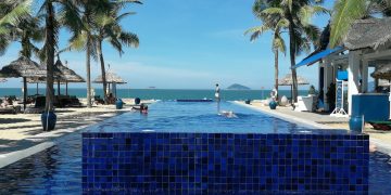 6 beautiful infinity swimming pools in Central Vietnam you should once visit