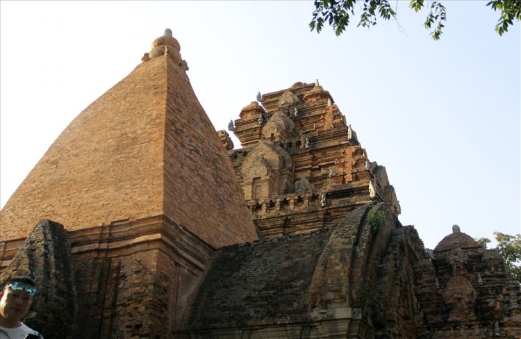 Po Nagar Cham Towers