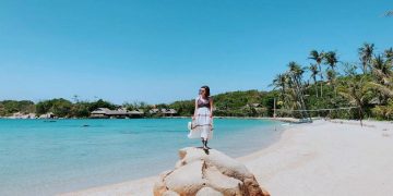 Van Phong Bay – an attractive destination in Nha Trang