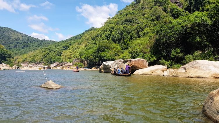 Ham Ho Tourist Spot – discover a cooling and green space