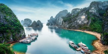 Lan Ha Bay, Hai Phong – the forgotten paradise next to the world heritage