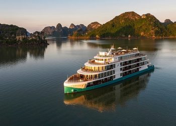 Best Cruises In HaLong Bay