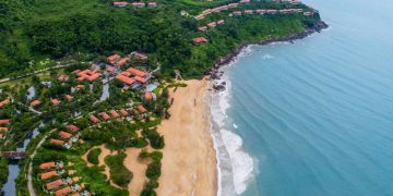 banyan tree lang co resort