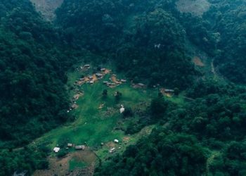 Hang Tau Village in Moc Chau
