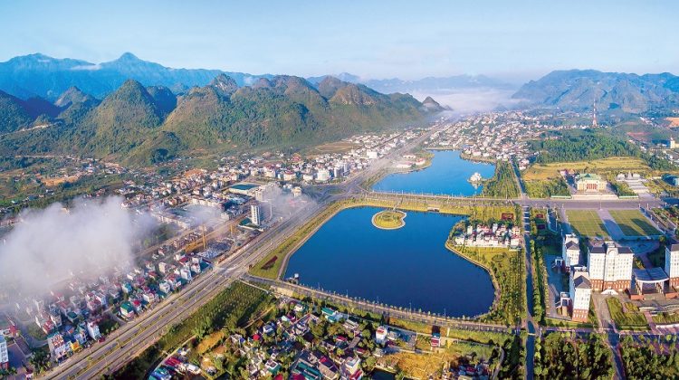 Lai Chau Travel