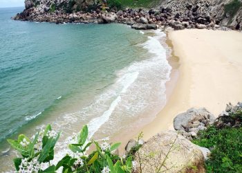 Bai Tien Beach/ Fairy Beach in Phu Yen