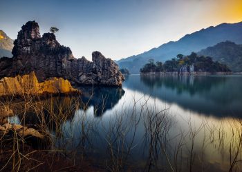 Na Hang Lake