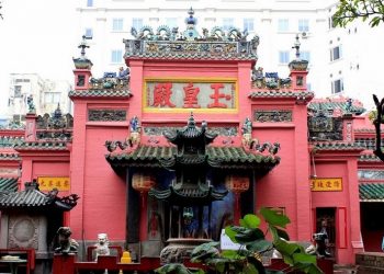 Jade Emperor Pagoda, a popular religious destination in Ho Chi Minh City