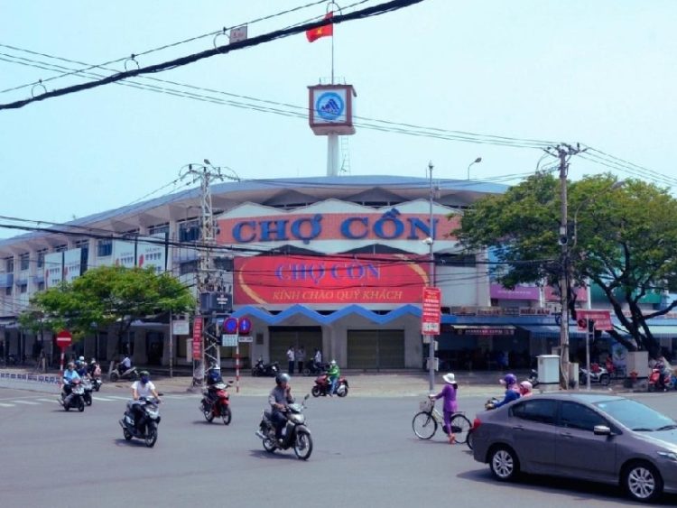 Con Market in Da Nang: What to Eat, What to Buy, and Why Travelers Keep Coming Back