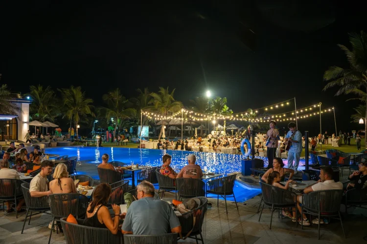 Royal Shore Beach Club